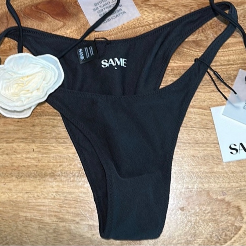 NWT SAME SWIM. LARGE BOTTOM